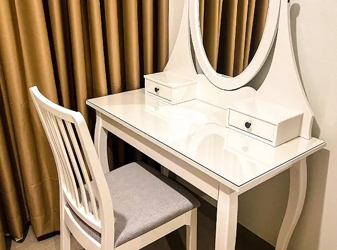Steff's 1291 @ Shore 2 Pasay Apartamento